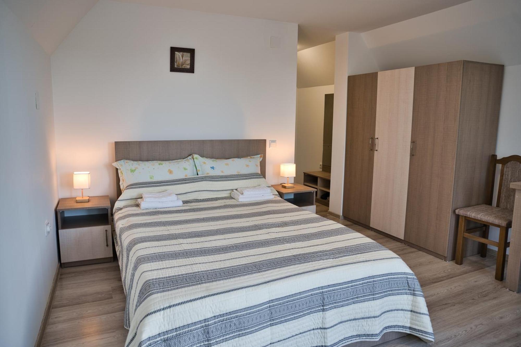 Perla Argesului, Ciubar, Piscina, Lift, Gratar, Cabana, Pensiuni, Hotel Cazare Transfagarasan Curtea De Arges Albestii de Arges Eksteriør billede